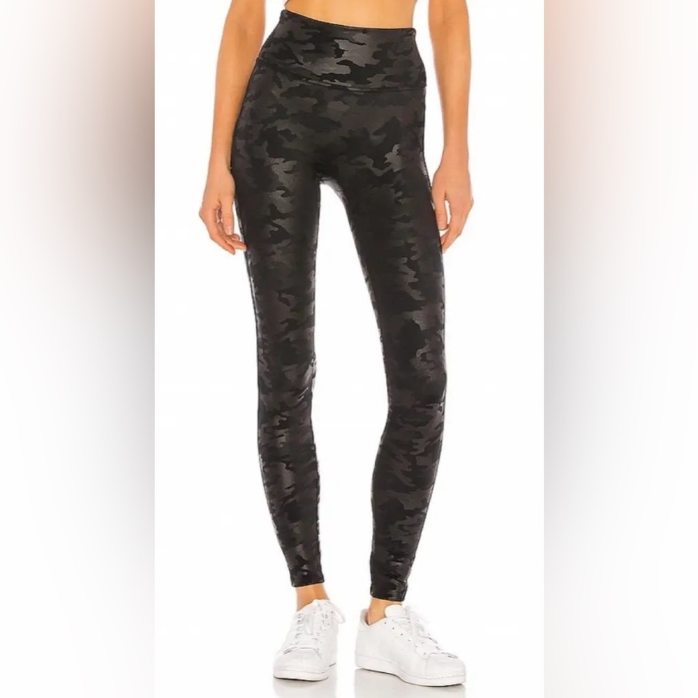 Spanx High Rise Camo Leggings Faux Leather Black Green L Large
